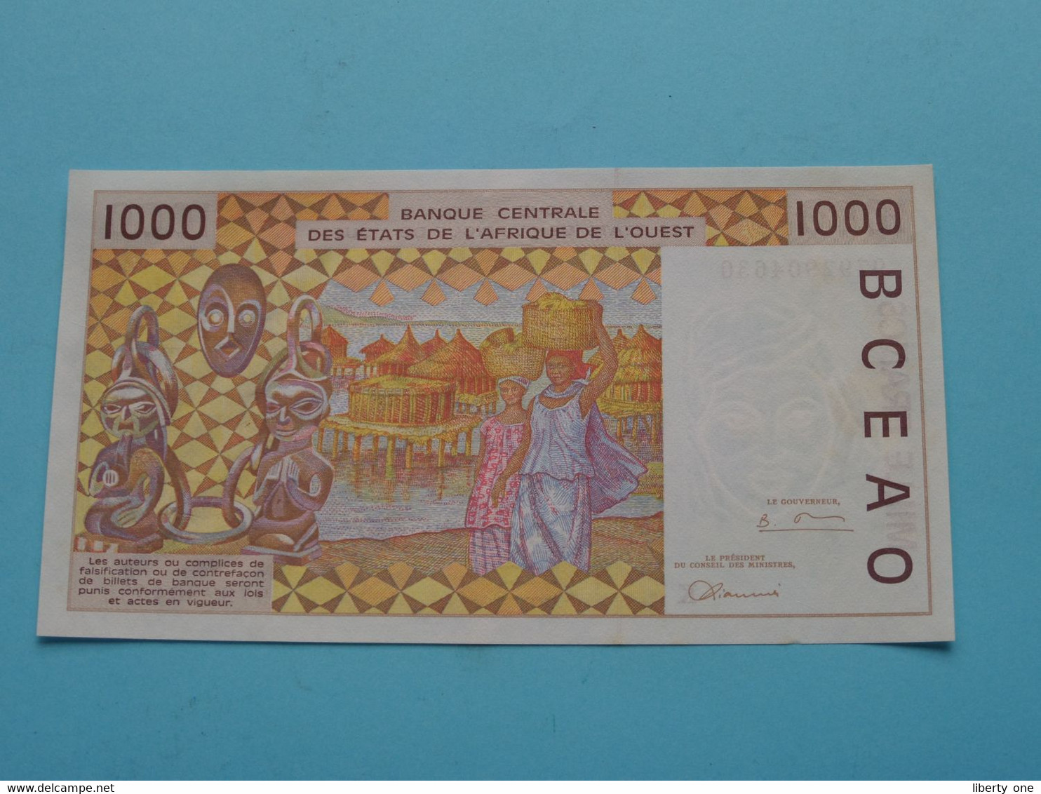 1000 Mille FRANCS ( K ) Banque Centrale Des Etats De L'Afrique De L'Ouest ( 9792904630 ) ( For Grade See SCAN ) UNC ! - West-Afrikaanse Staten