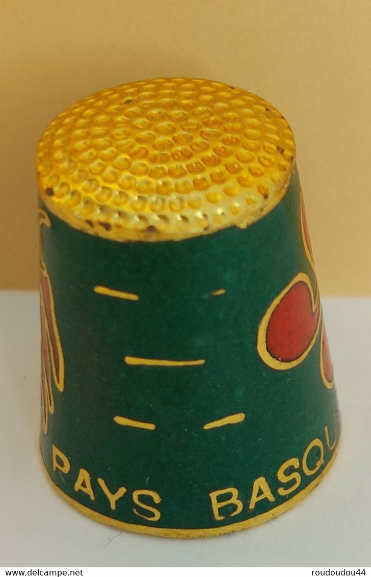 Dé à Coudre De Collection En Laiton - PAYS BASQUE - Thimbles