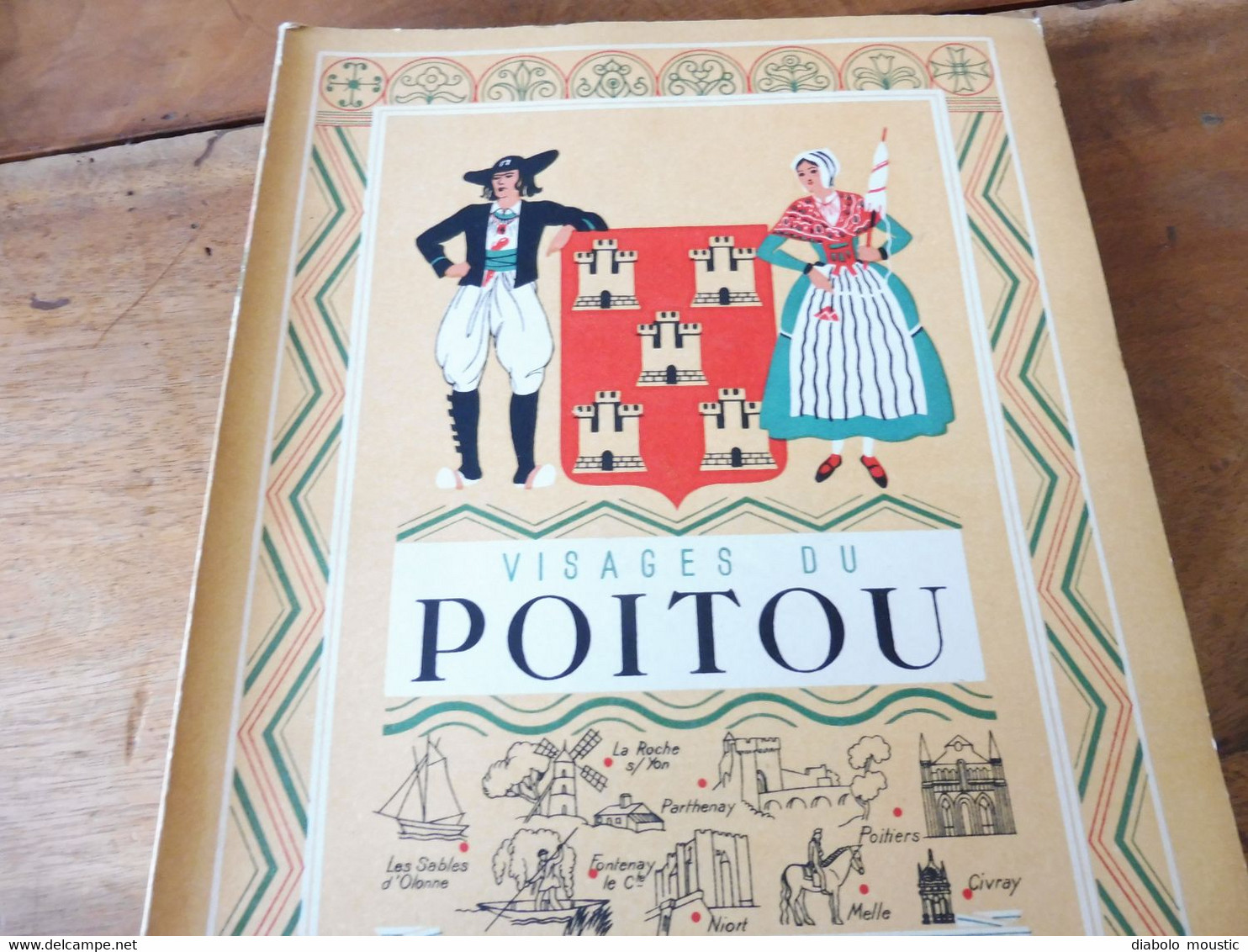 1949  POITOU ( Noirmoutiers , Niort, Poitiers, St- Génévoux, Airvault, Apremont, Etc) ; Arts; Célébrités; Etc - Poitou-Charentes