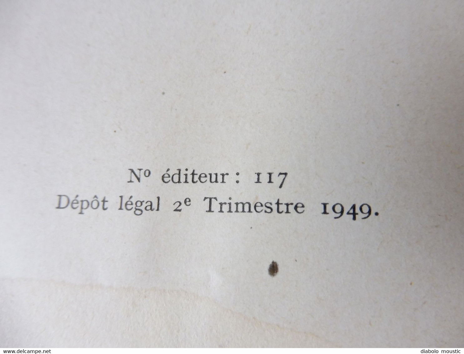 1949  POITOU ( Noirmoutiers , Niort, Poitiers, St- Génévoux, Airvault, Apremont, Etc) ; Arts; Célébrités; Etc