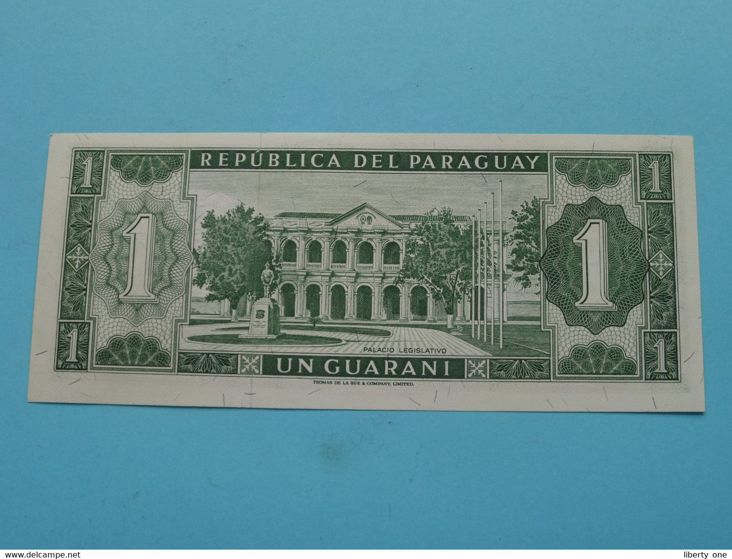 1 Un Guarani ( A29027159 ) Banco Central Del PARAGUAY ( For Grade See SCANS ) UNC ! - Paraguay