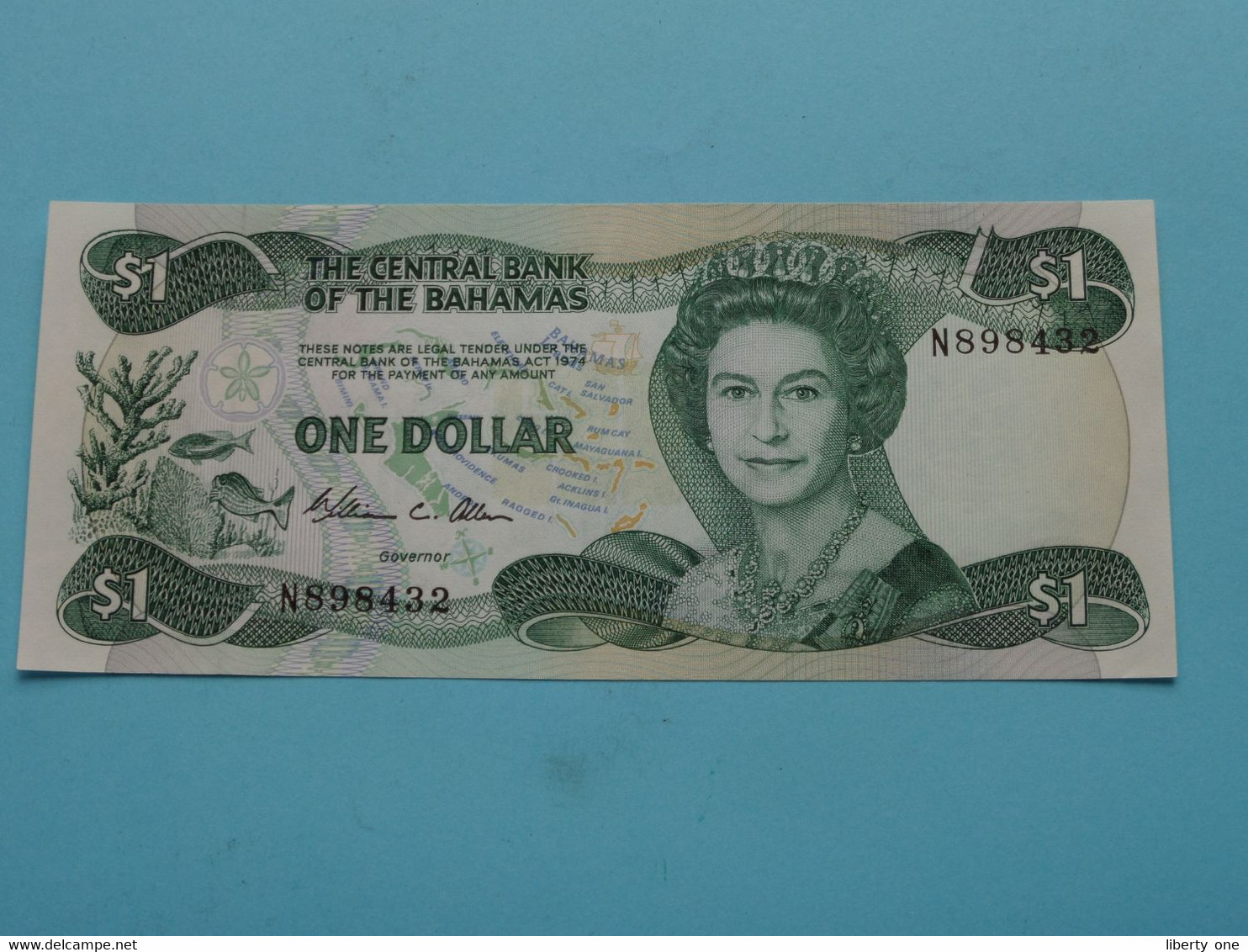 1 One Dollar ( N898432 ) BAHAMAS - 1974 ( For Grade See SCANS ) UNC ! - Bahama's