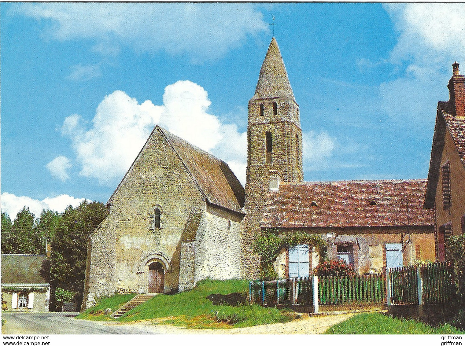 ENVIRONS DE BOULOIRE COUDRECIEUX LES LOGES L'EGLISE ROMANE CLOCHER DE L'AN 1000 TBE - Bouloire