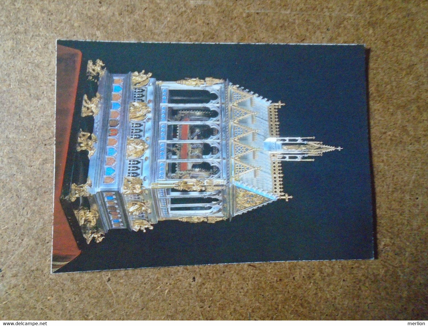 D190997   Hungary   Postcard  - Szent Jobb -Budapest Szent István Bazilika -The Holy Right Hand - 1989 - Covers & Documents