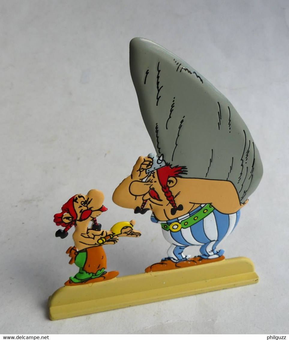 FIGURINE ASTERIX En Métal En Demi Ronde Bosse N° 13 ATLAS 2013 - Amérix Et Obélix - Astérix & Obélix