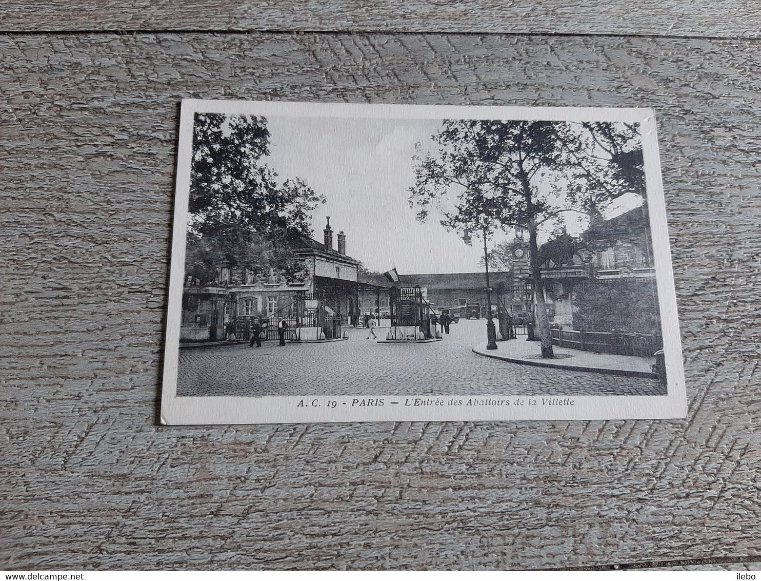 75 Paris L'entrée Des Abattoirs De La Villette 1940 - Arrondissement: 19