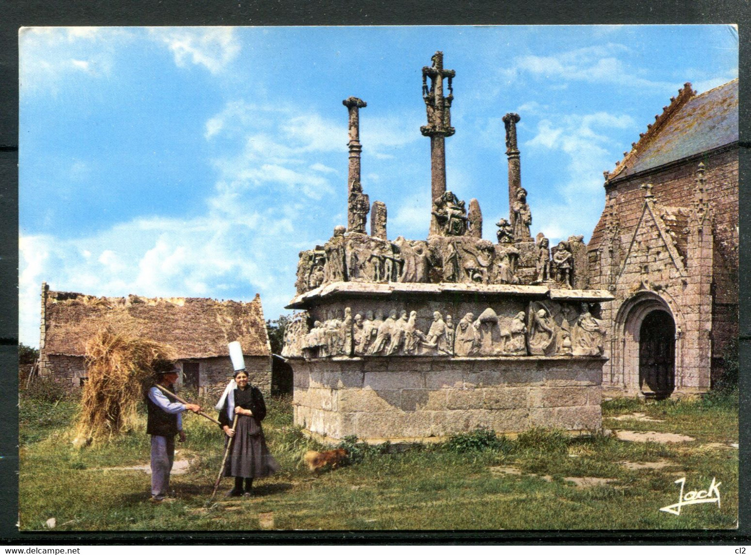 SAINT JEAN TROLIMON - Calvaire De Tronoën, Le Plus Ancien Des Calvaires Bretons - Saint-Jean-Trolimon