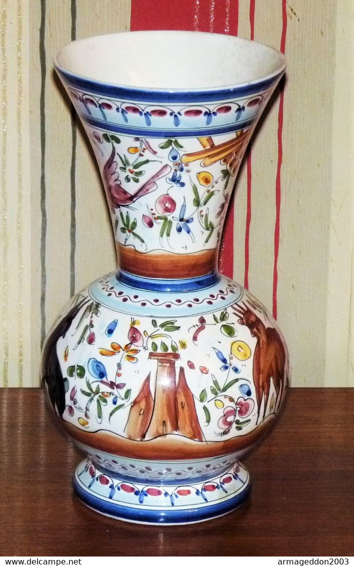 SUPERBE ANCIEN VASE FAIENCE JOLI DECOR FAIT MAIN SIGNE AE 449 / SEC XVII BE - Vases