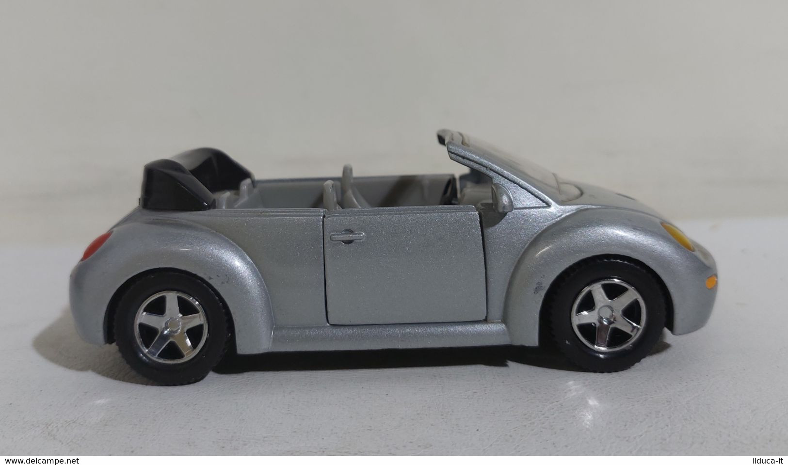 I119747 Modellismo 1/32 ?? - Volkswagen New Beetle - Argento - Burago