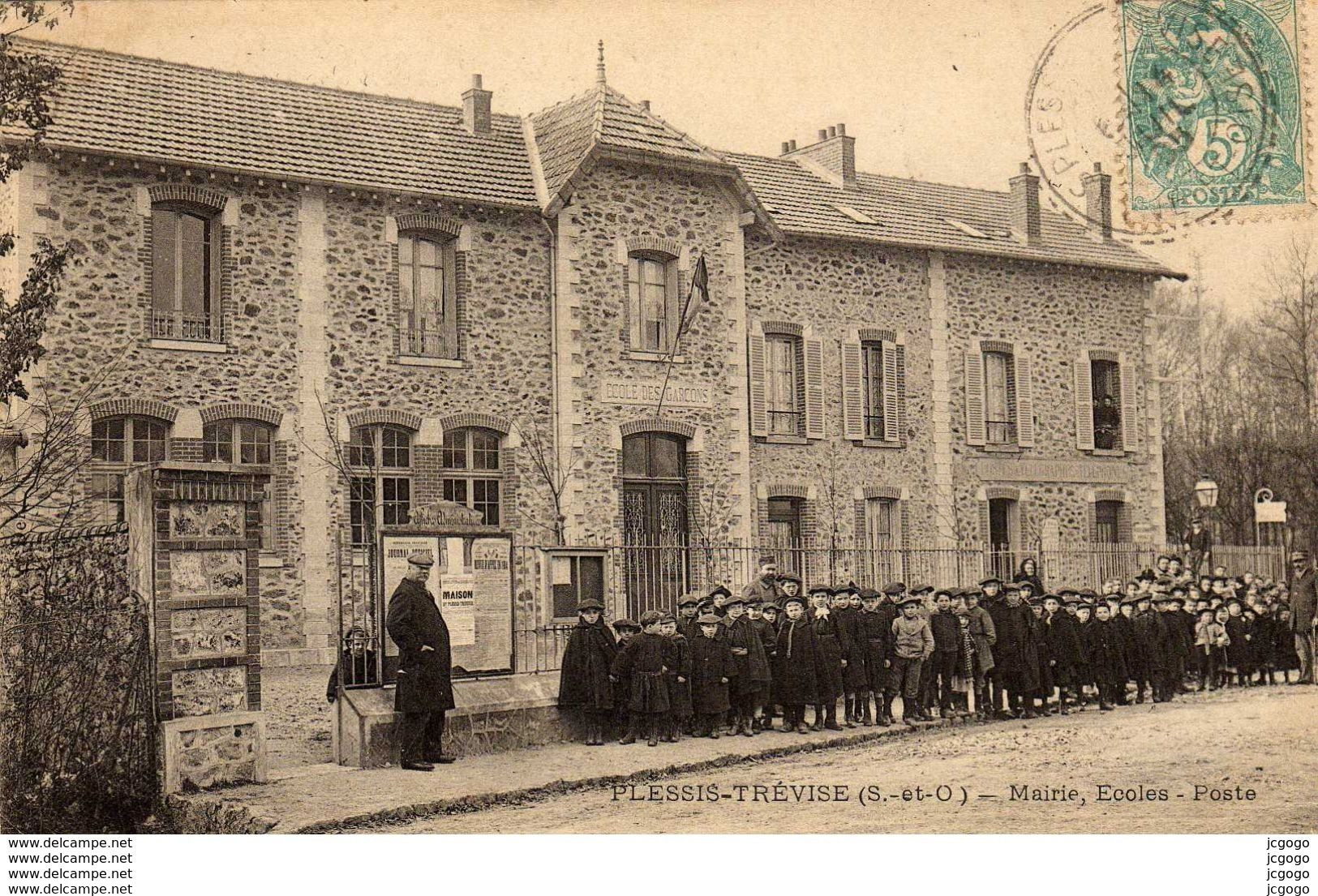 PLESSIS-TRÉVISE.  Mairie, Ecoles  Poste Carte écrite En 1905  2 Scans  TBE - Le Plessis Trevise