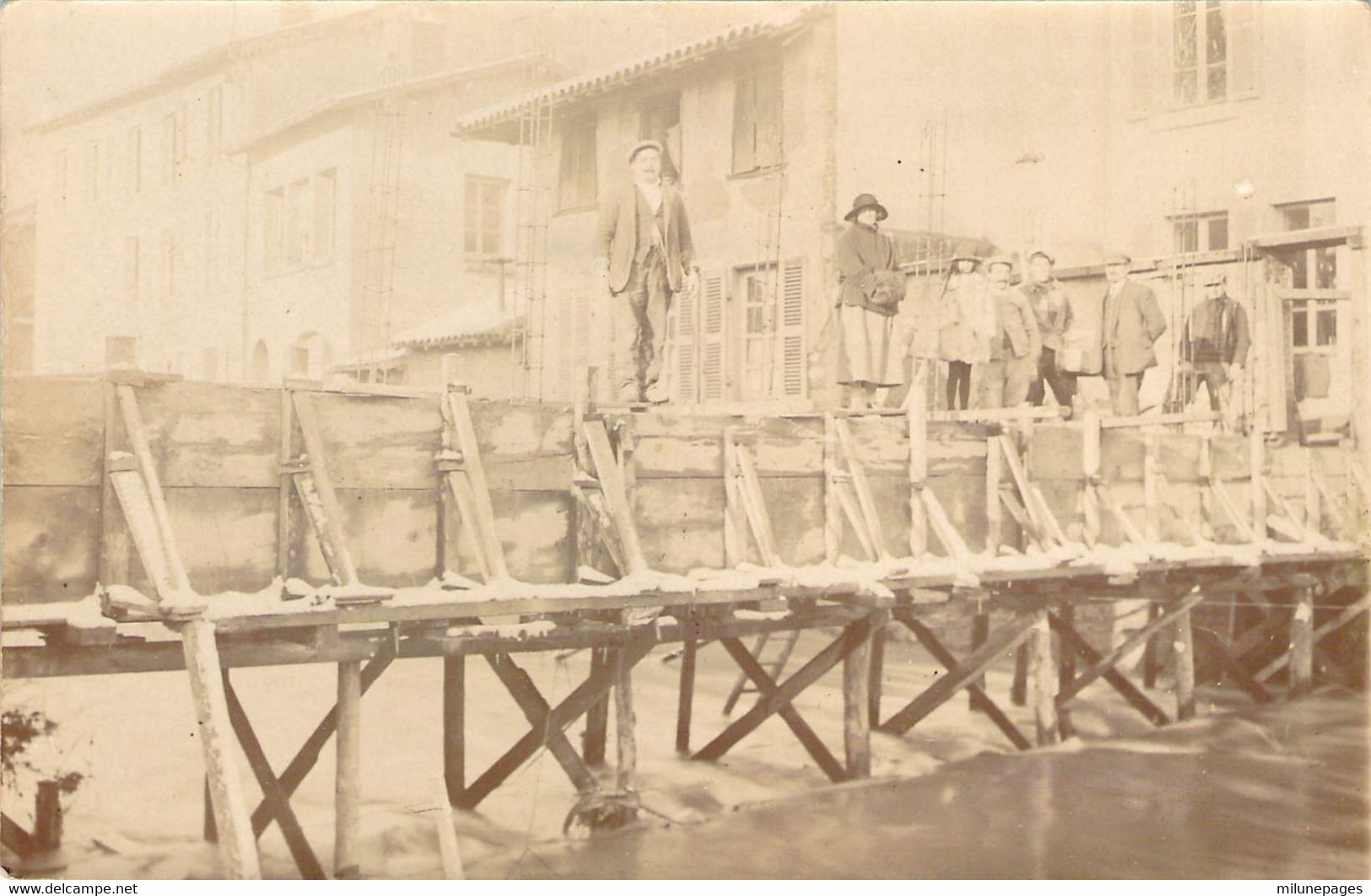 Carte Photo à Identifier Pont Provisoire Avec De La Neige Sans Doute Inondations Paris Seine 1910 - Ile-de-France