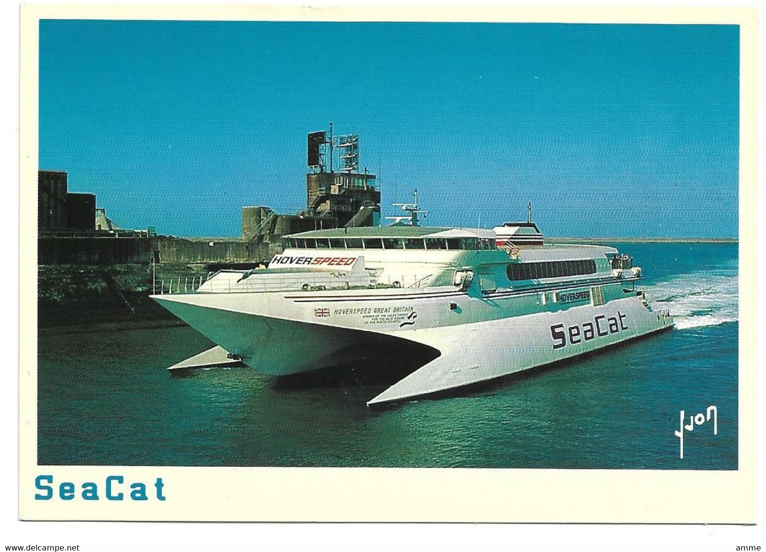 SeaCat   *  Le SeaCat Assure La Liason Vers L'Angleterre Au Départ De Boulogne Et De Calais (CPM) - Aéroglisseurs