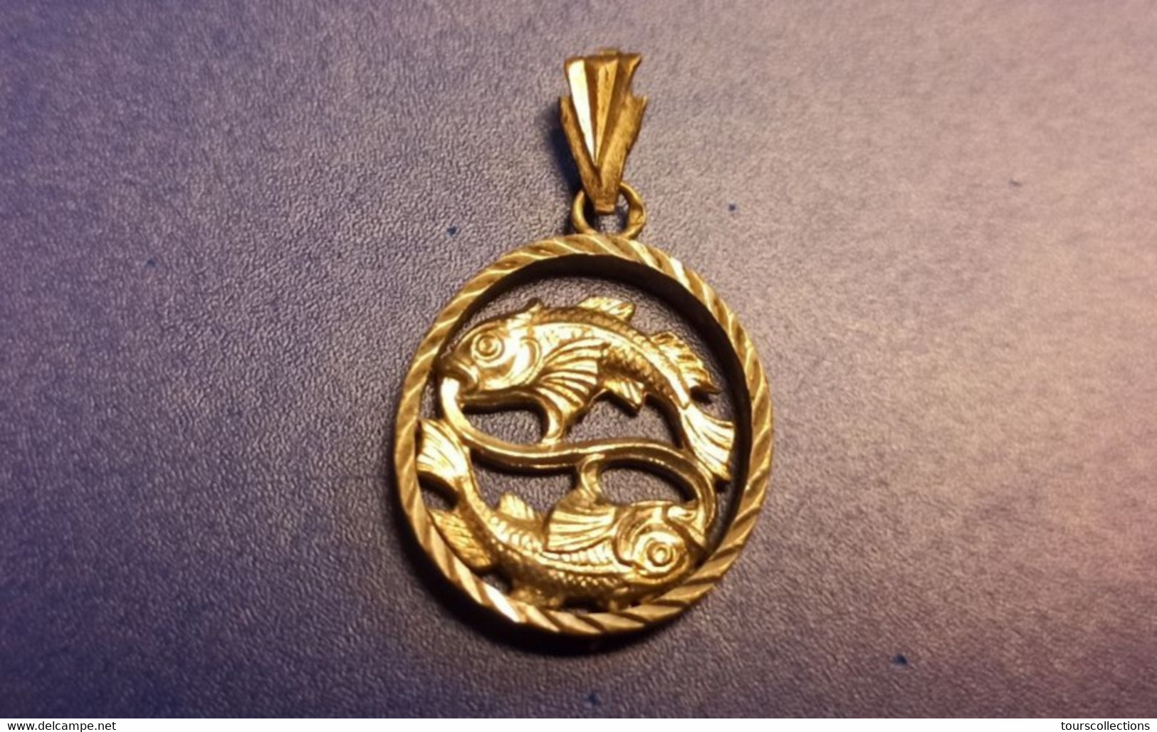 VINTAGE PENDENTIF POISSON SIGNE ASTROLOGIQUE En METAL évidé 18 Mm Diamètre - Pendants