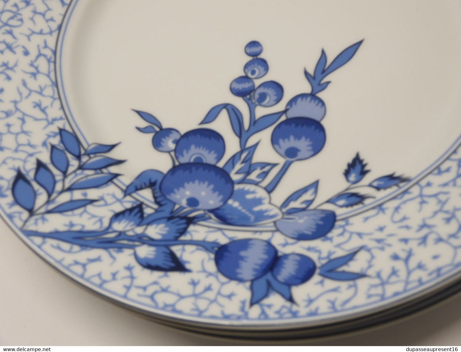 *3 GRANDES ASSIETTES PLATES PORCELAINE LIMOGES PHILIPPE DESHOULIERES BRACIEUX   E - Limoges (FRA)