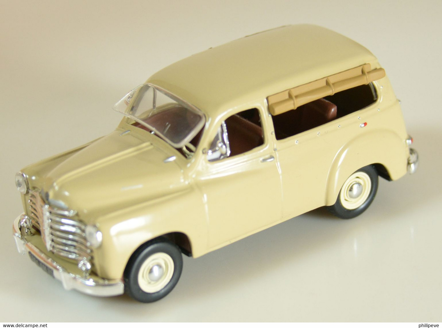 RENAULT Colorale Savane 1950 - VITESSE 1:43 - Vitesse