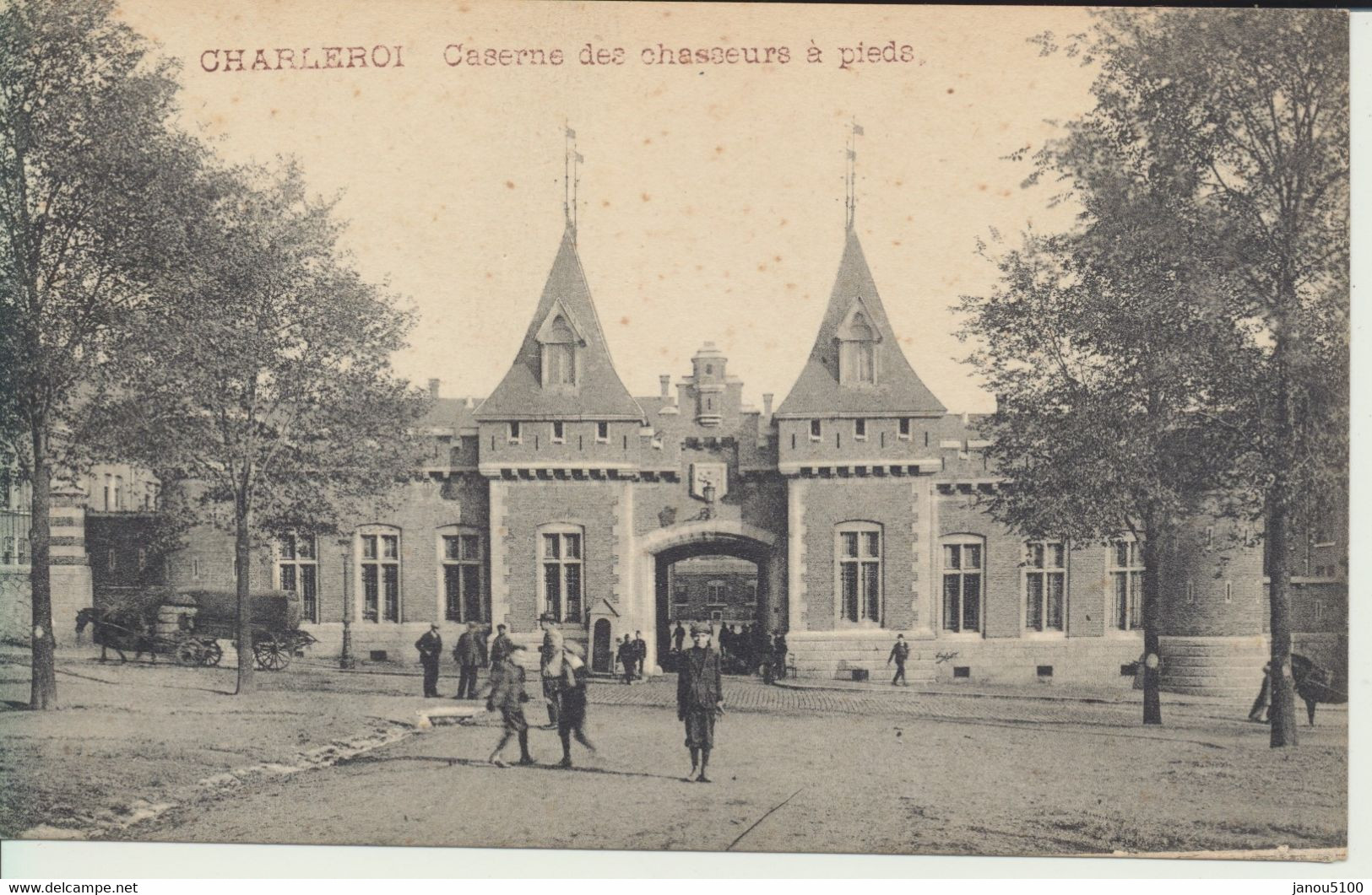 CHARLEROI   Caserne DES CHASSEURS à PIED. - Charleroi