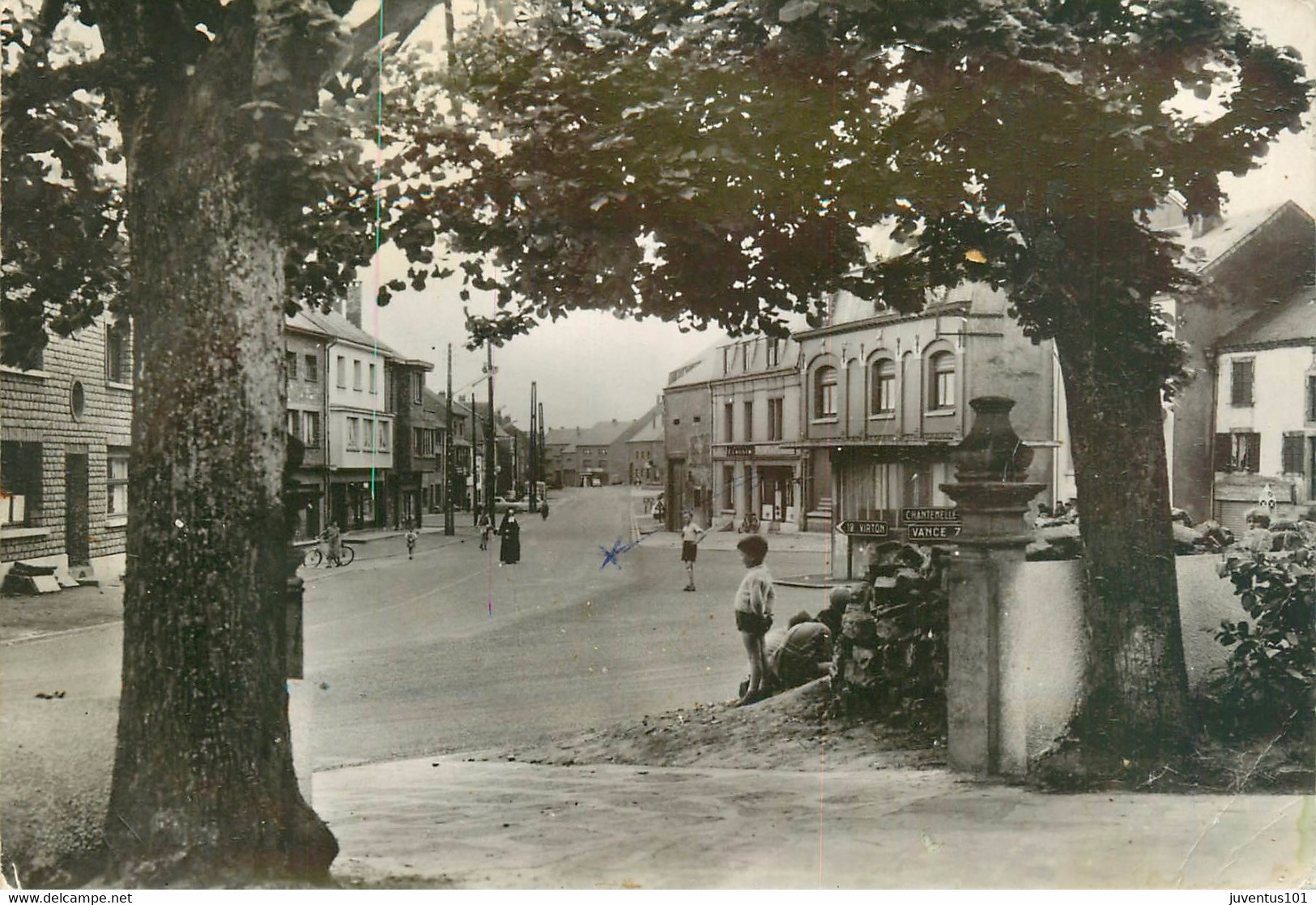 CPSM Saint Léger-Vallée Du Ton-La Grand'rue-état Voir Scan      L1832 - Saint-Leger