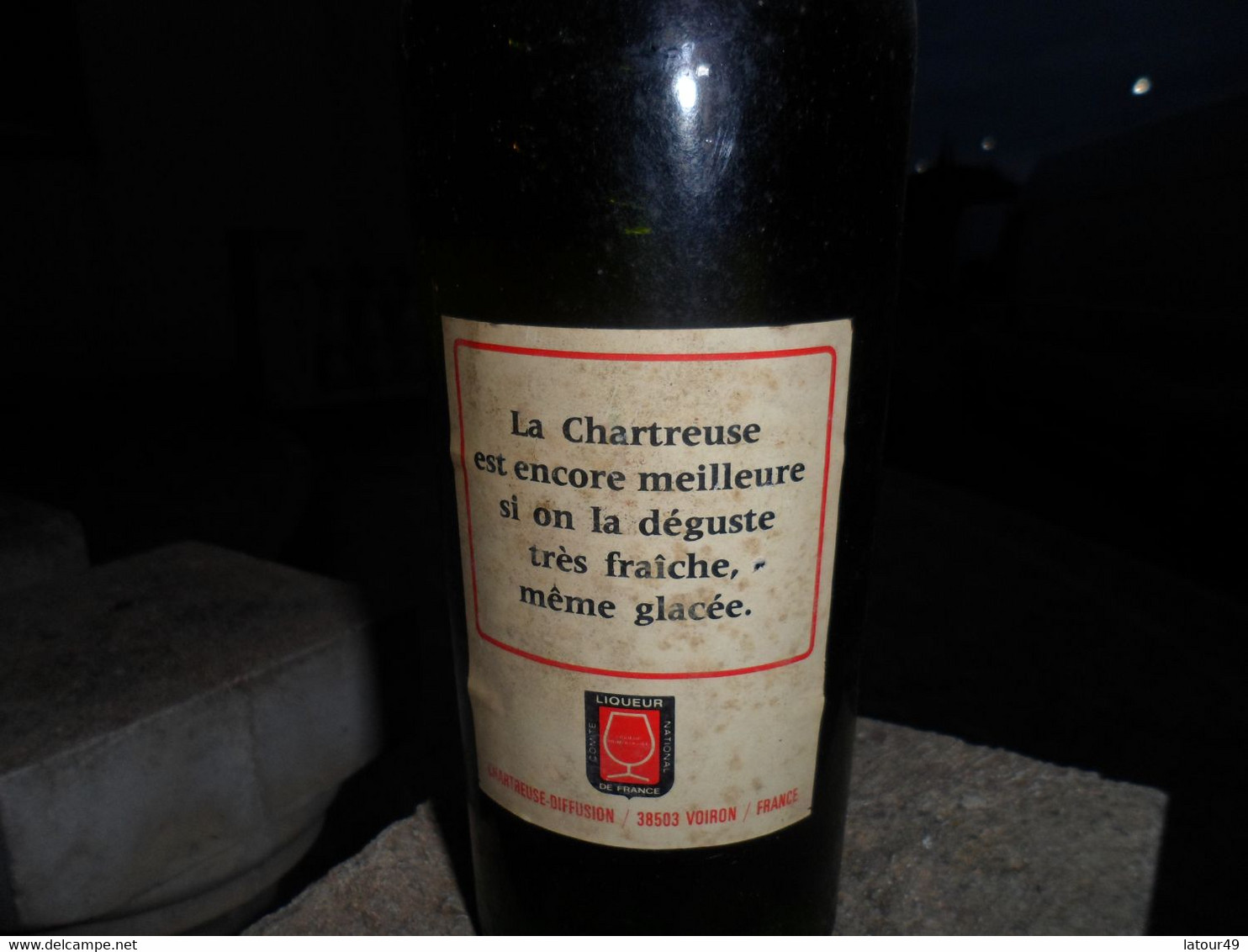 BOUTEILLE CHARTREUSE  VERTE  CHARTREUSE DIFFUSION VOIRON DANS LES ANNEE1969 NON NETTOYE TRES BON NIVEAU 55 O... 70 Cl - Spiritueux