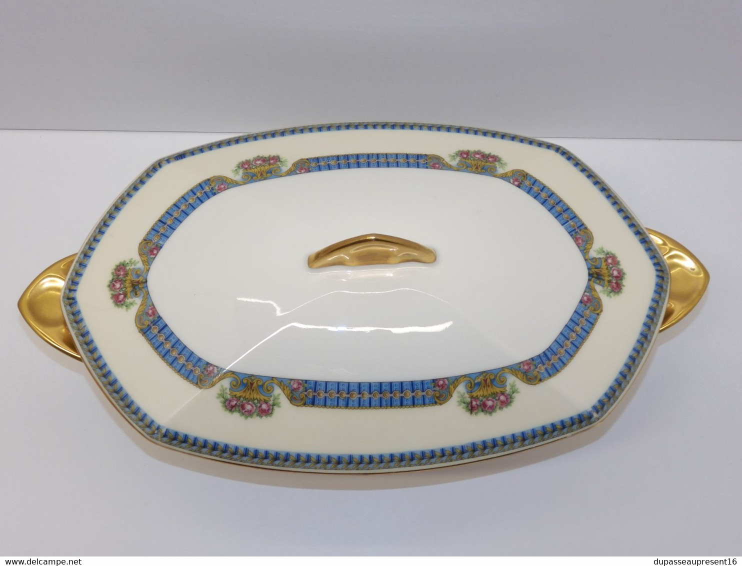 *TRES JOLI ANCIEN LEGUMIER PORCELAINE LIMOGES JB France (JEAN BOYER) Dorures  E - Limoges (FRA)