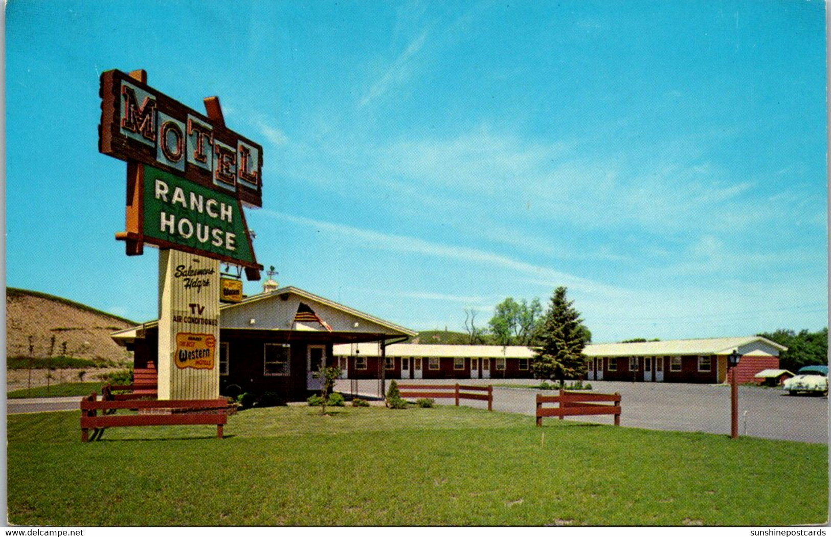 North Dakota Jamestown Ranch House Motel 1967 - Jamestown