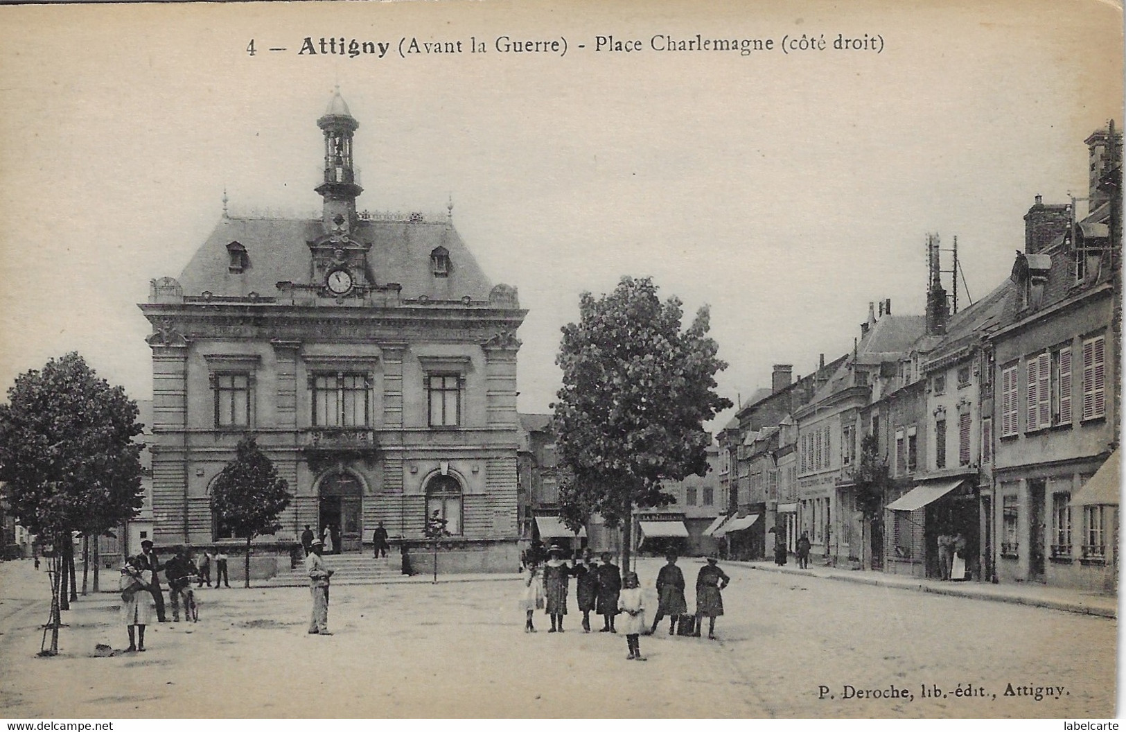 ARDENNES 08. ATTIGNY   PLACE CHARLEMAGNE - Attigny