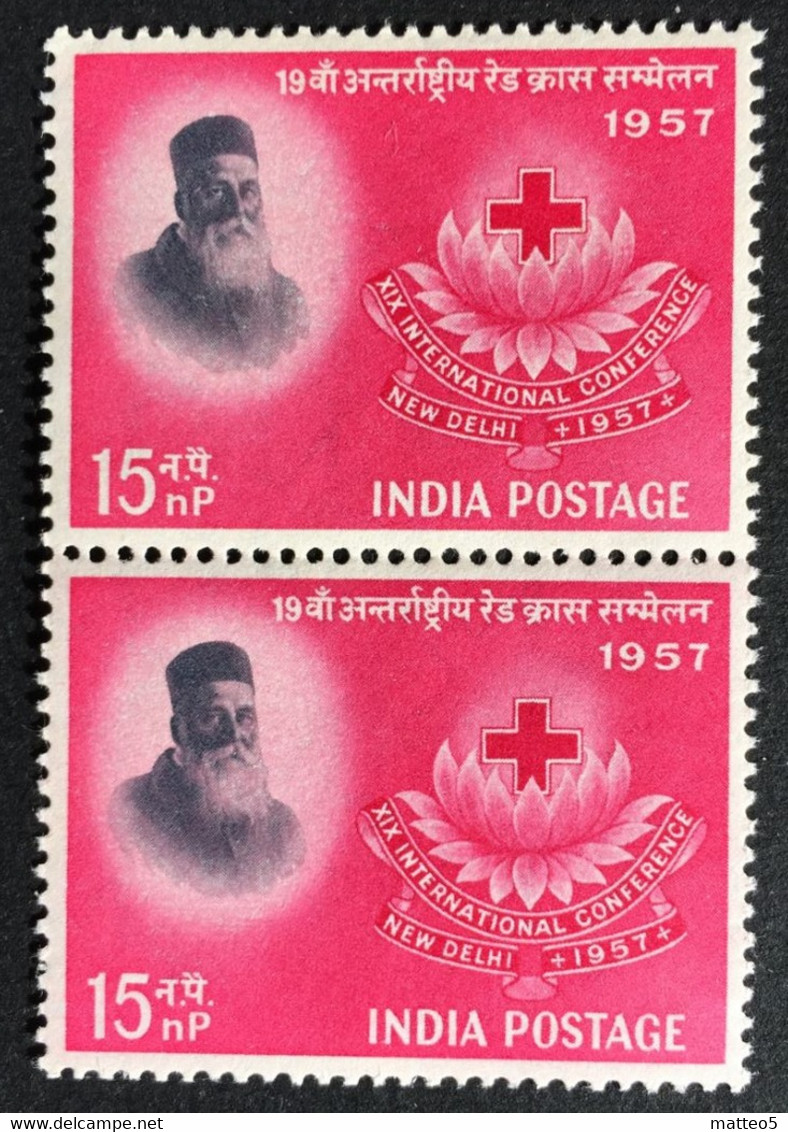 1957 India - International Red Cross Conference - New Delhi  -2 Stamps - New - Nuevos