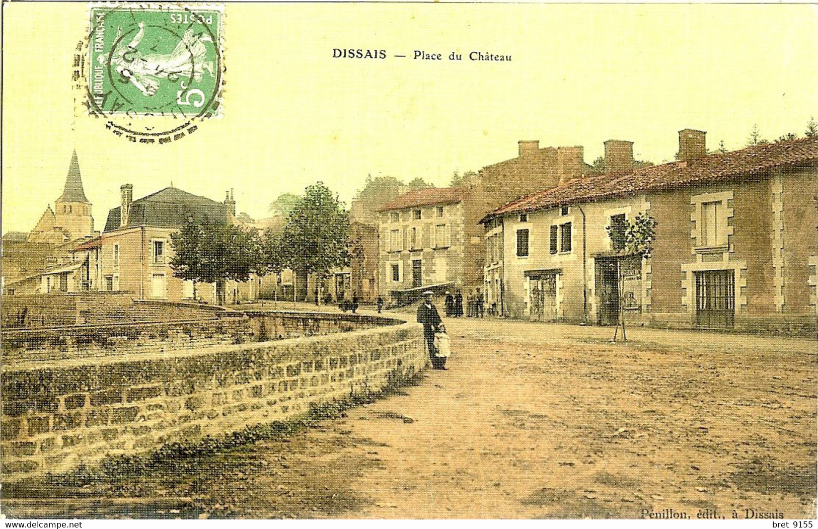 85 DISSAIS PLACE DU CHATEAU MAREUIL SUR LAY - Mareuil Sur Lay Dissais