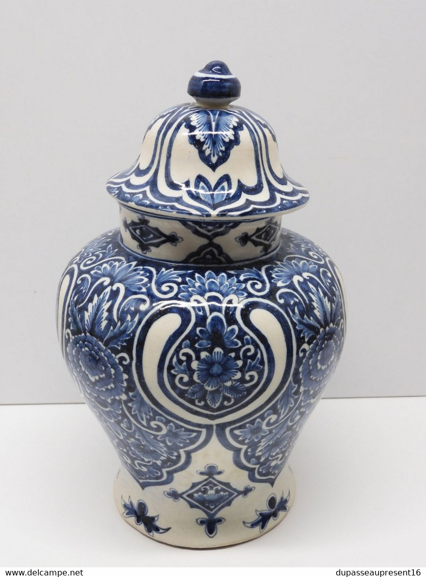 *SUPERBE URNE POTICHE CERAMIQUE DELFT Signée APK GRAND POT COUVERT Décor BLEUS  E - Delft (NLD)