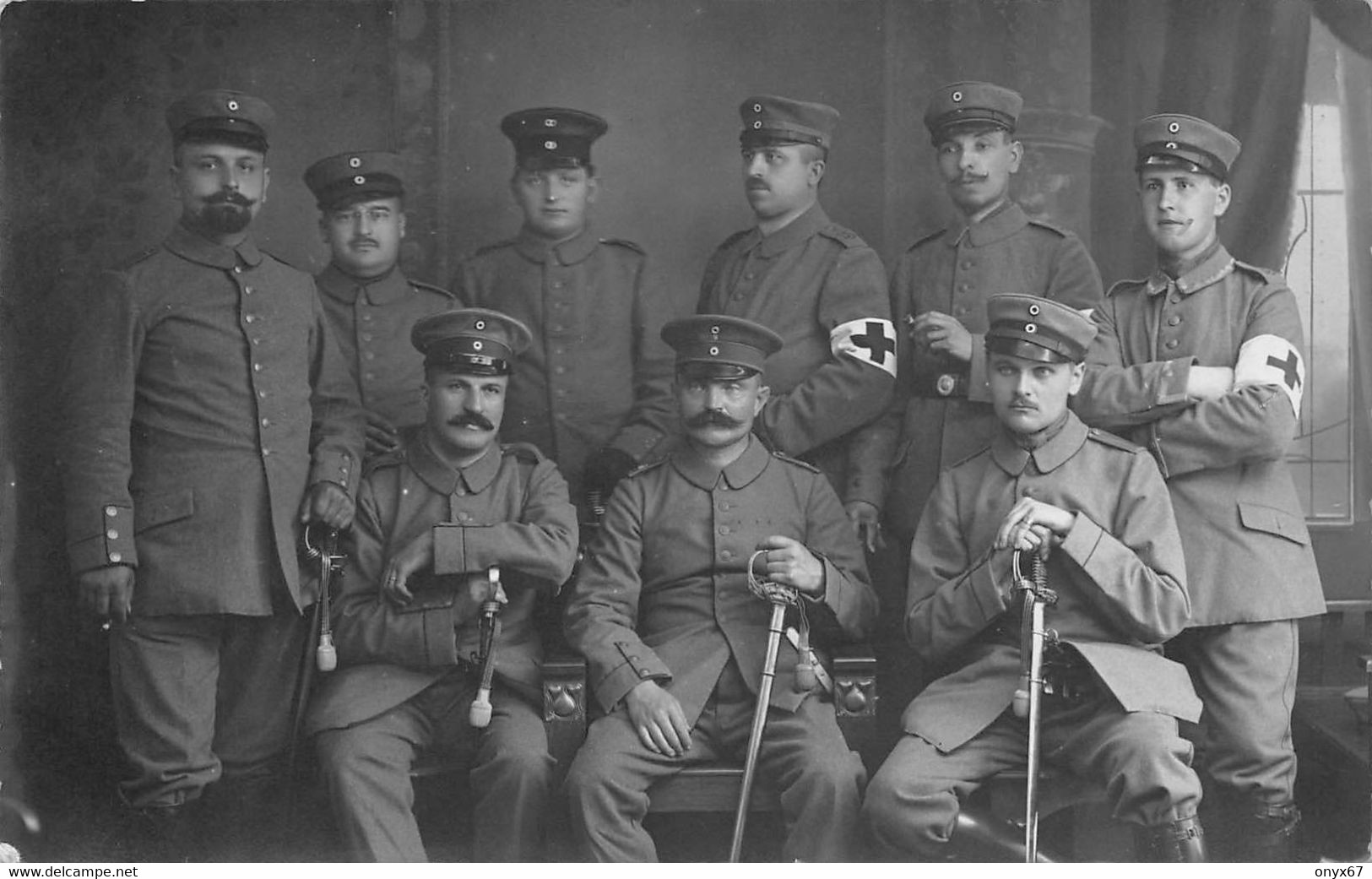 Carte Photo Militaire KEHL Am Rhein (Deutschland) Groupe Soldat Soldaten Croix Rouge-Rotes  Kreuz Guerre 14/18 Krieg - Guerre 1914-18