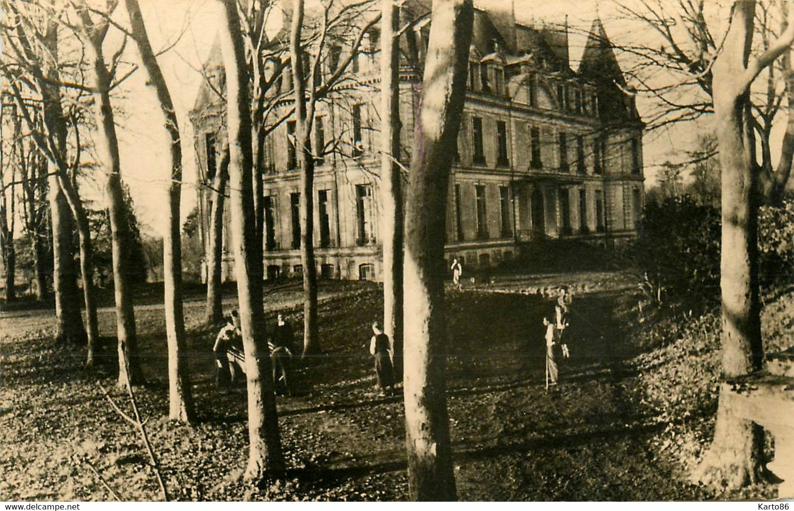 Santeny * Vue Sur Le Pensionnat De Passy * Allée D'entrée * école - Santeny