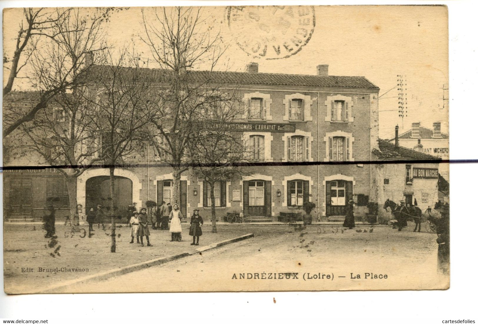 CPA . D42. ANDREZIEUX . La Place . - Andrézieux-Bouthéon