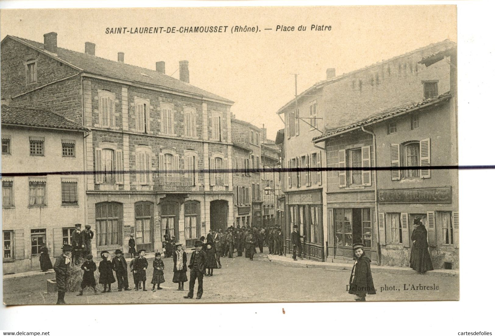 CPA  . D64. 69 SAINT LAURENT DE CHAMOUSSET  . La Place Du Plâtre . - Saint-Laurent-de-Chamousset