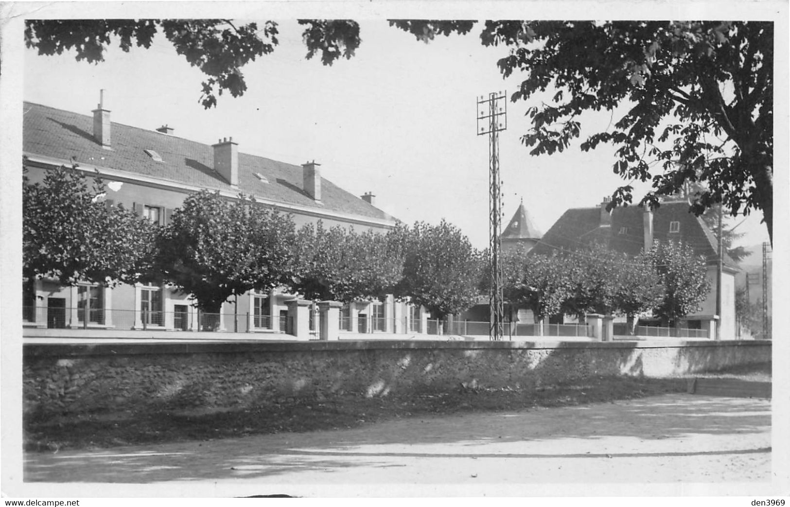 PONTCHARRA-sur-BREDA (Isère) - Groupe Scolaire De Garçons, Maison Du XVe S. - Pontcharra