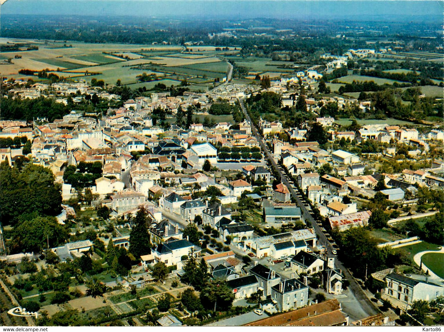 Coulonges Sur L'autize * Vue Panoramique Aérienne Du Village - Coulonges-sur-l'Autize