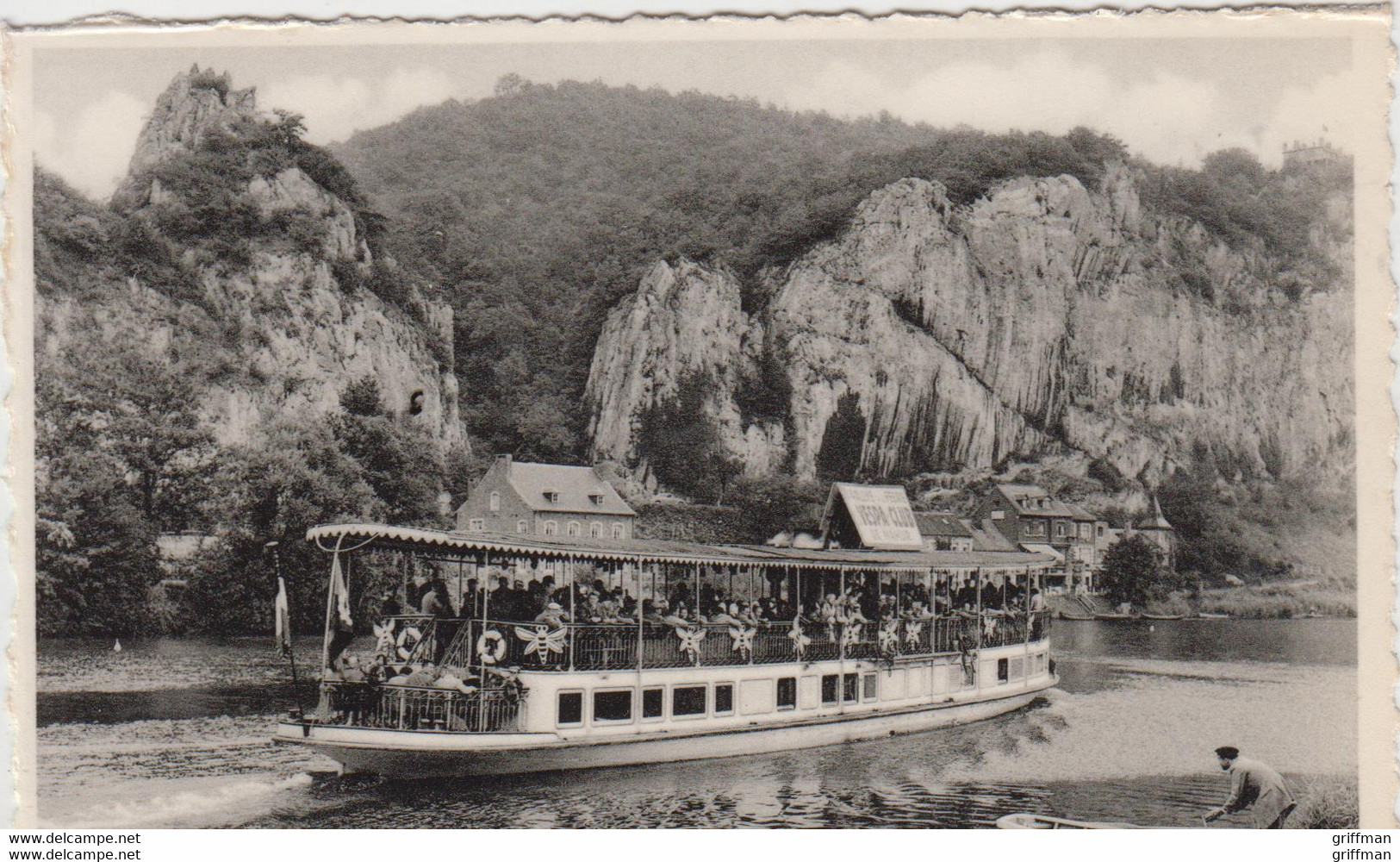 PROFONDEVILLE UN  BATEAU TOURISTE ET LES ROCHERS CPSM 9X14 NEUVE - Profondeville