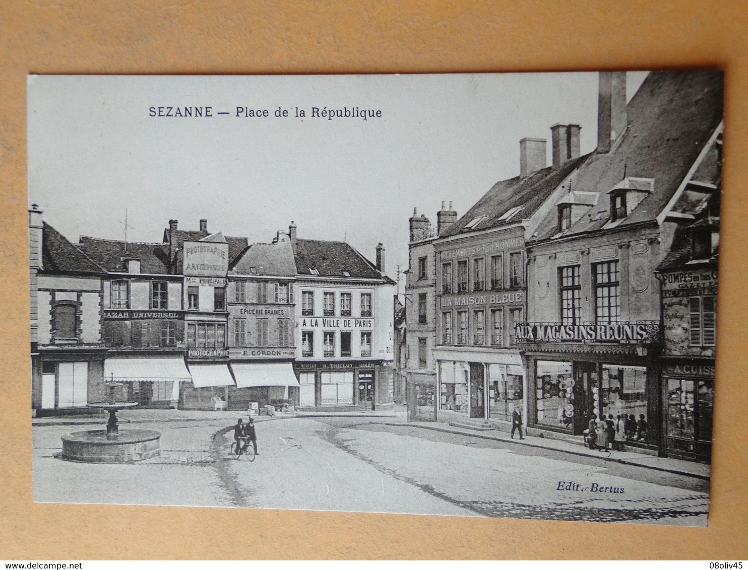 SEZANNE -- Place De La République - Commerces - Fontaine - ANIMEE - Sezanne