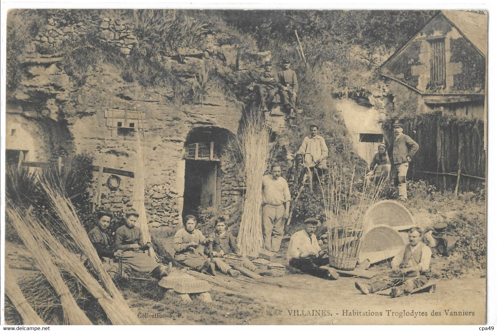 37   VILLAINES  HABITATIONS  TROGLODYTES  DES  VANNIERS - Other & Unclassified