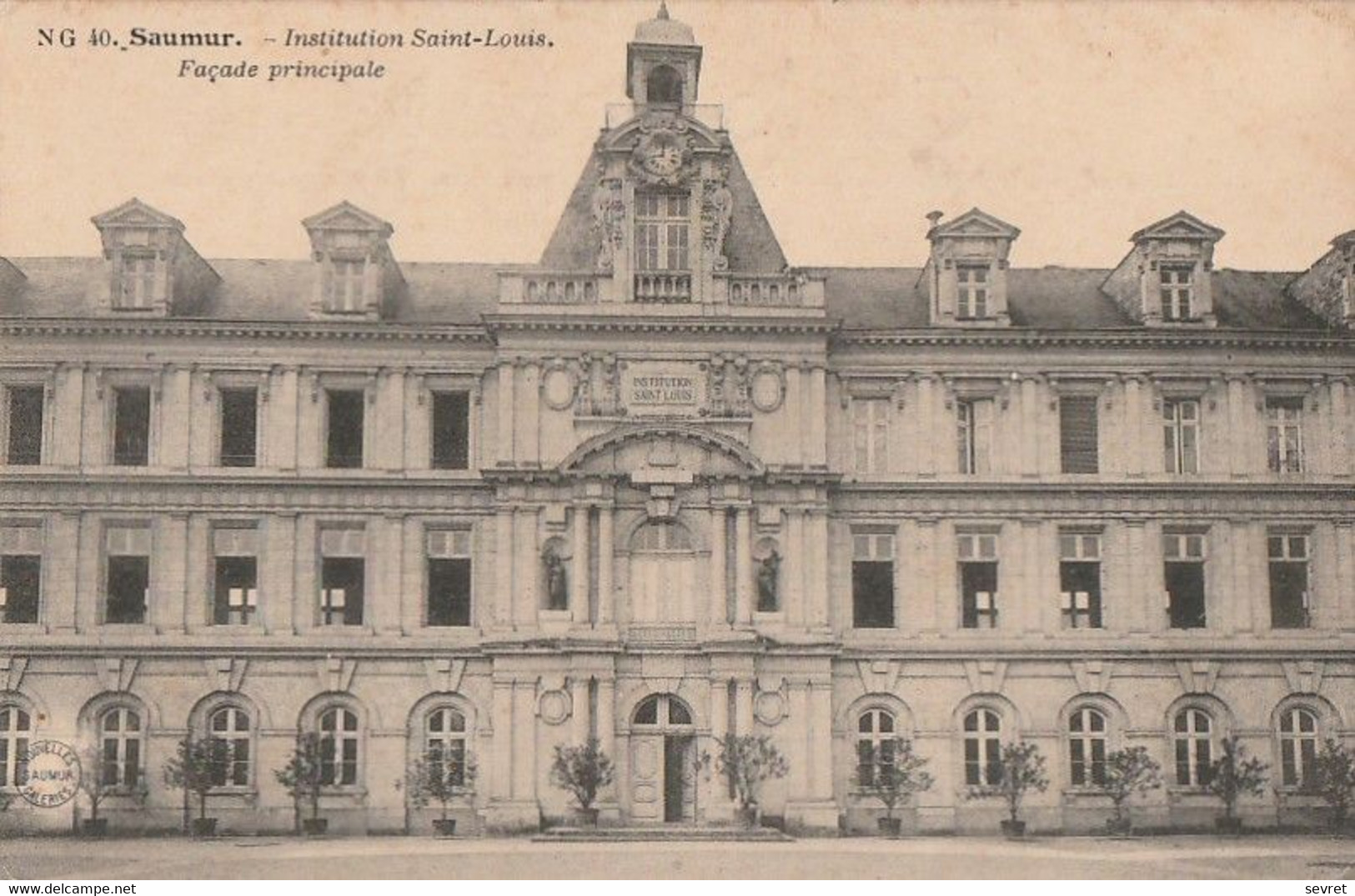 SAUMUR. - Institution Saint-Louis - Façade Principale - Saumur