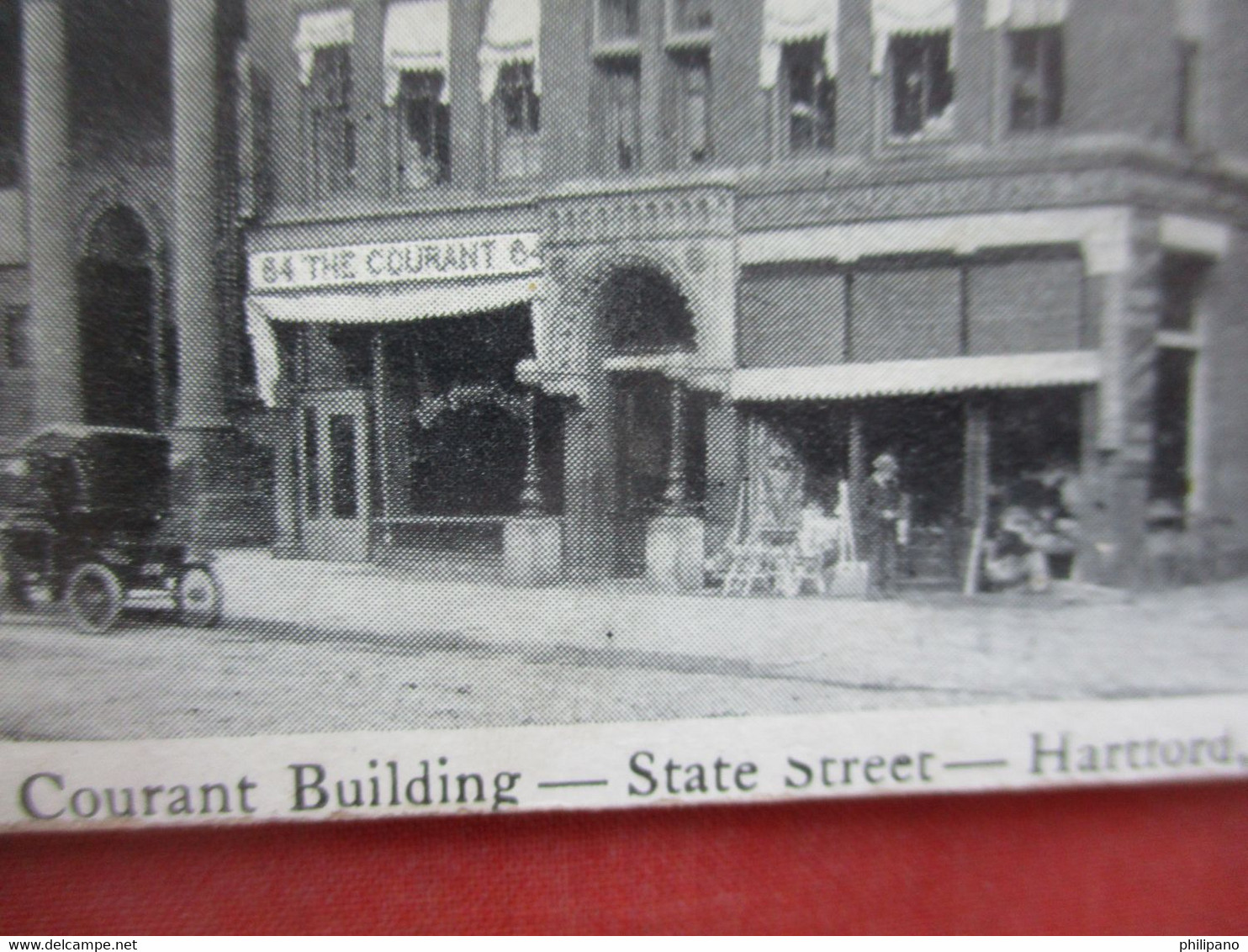 Private Mailing Card.  Store Fronts Courant Building Hartford  Connecticut >       Ref 5801 - Hartford