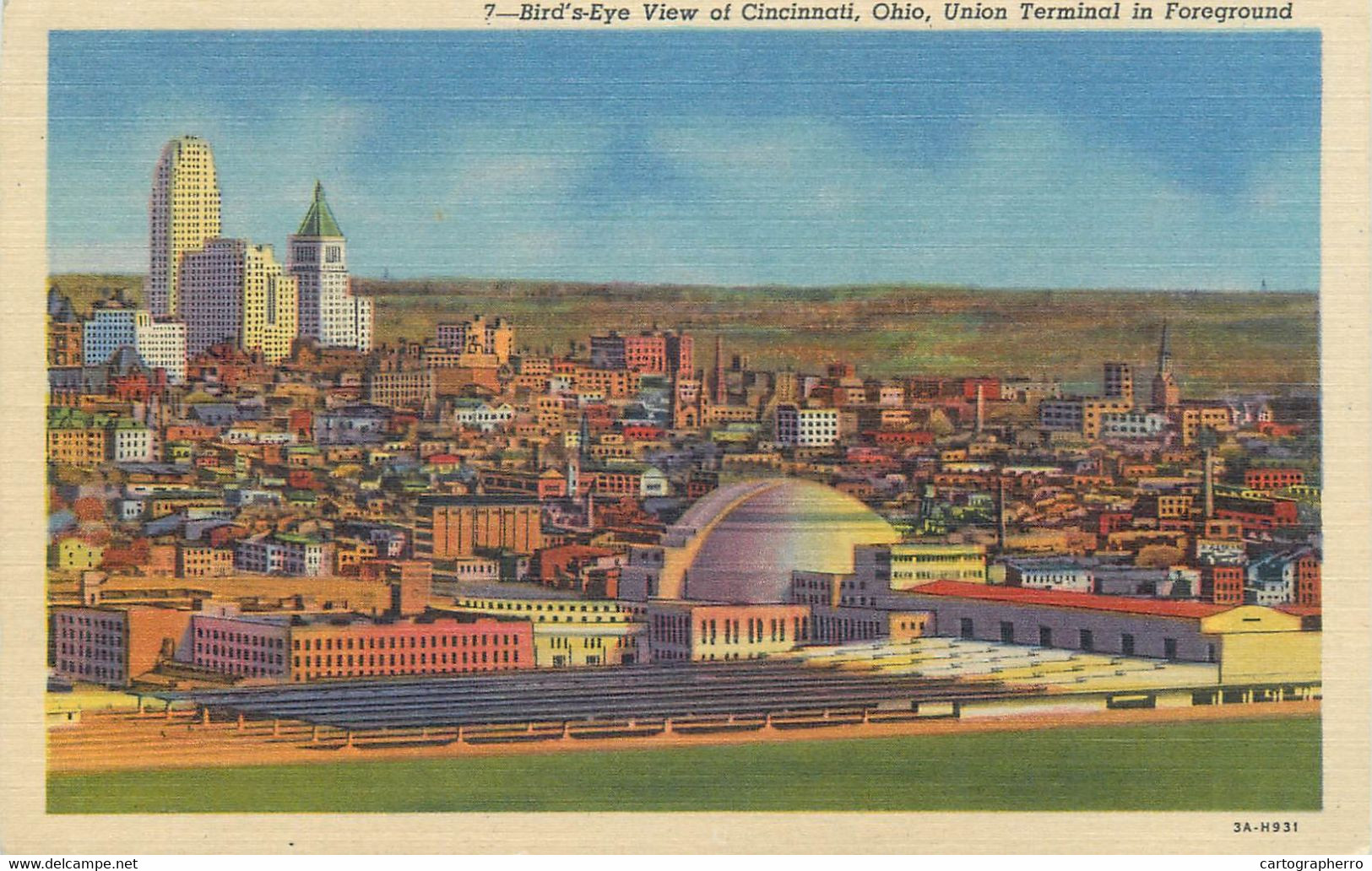 United States Cincinnati Union Terminal Bird`s Eye View Linen Postcard - Cincinnati