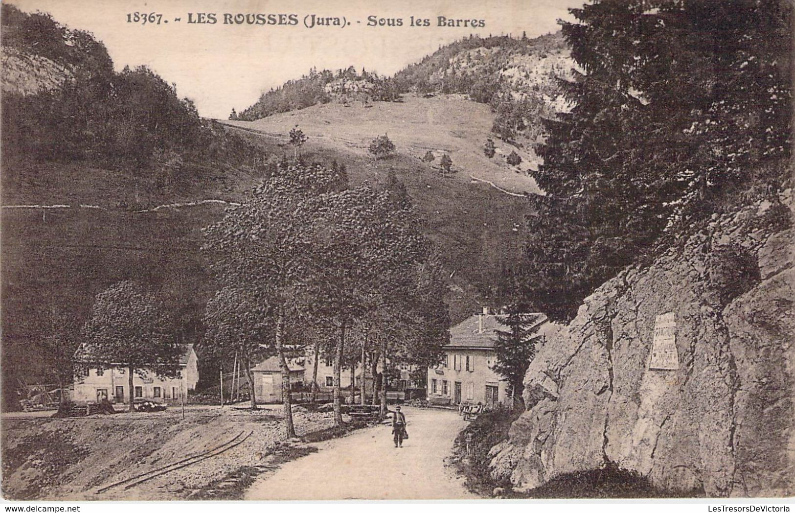 CPA France - 39 - LES ROUSSES - Sous Les Barres - 18367 - CLB Besançon - Andere & Zonder Classificatie