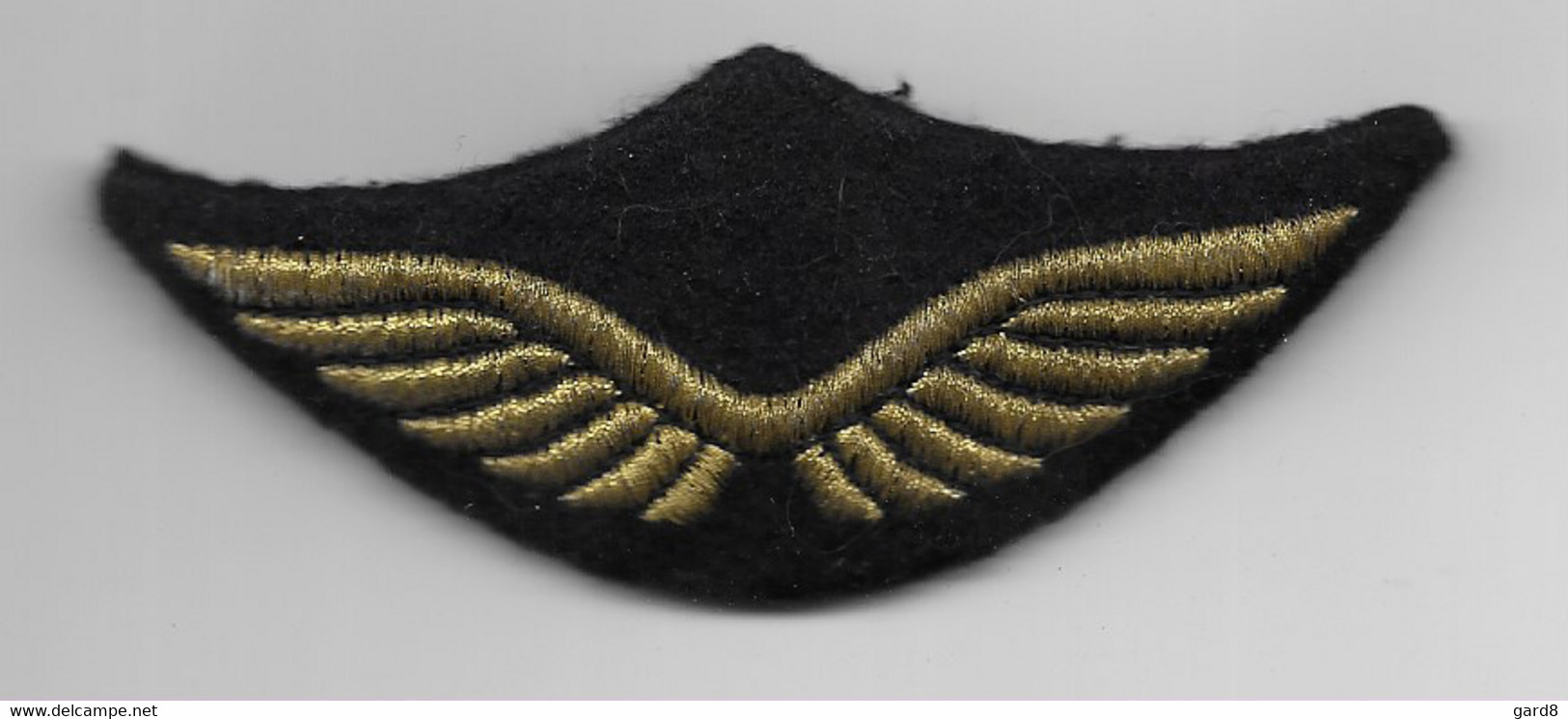 Insigne De Coiffure De L'Armée De L'Air Française - Casques & Coiffures