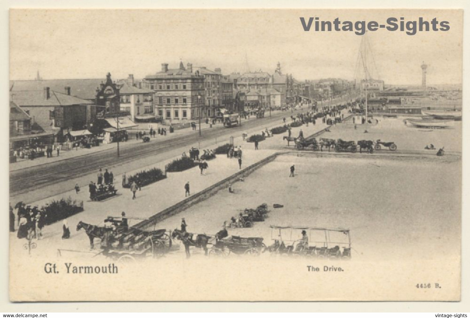 Great Yarmouth / UK: The Drive - Horse Carriages (Vintage PC ~1900s) - Great Yarmouth