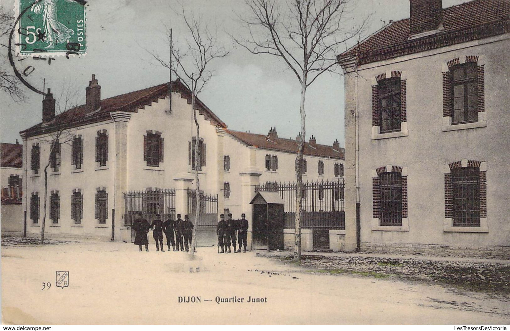 CPA CASERNE MILITARIAT - 21 - DIJON - Quartier JUNOT - Colorisée - Kasernen