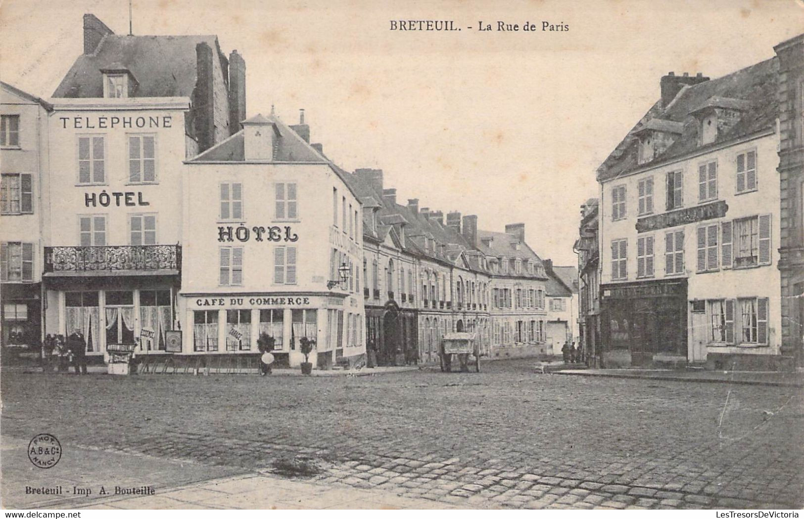 CPA - 60 - BRETEUIL - La Rue De Paris - Commerces - Café Du Commerce - Calèche - Hôtel - Breteuil