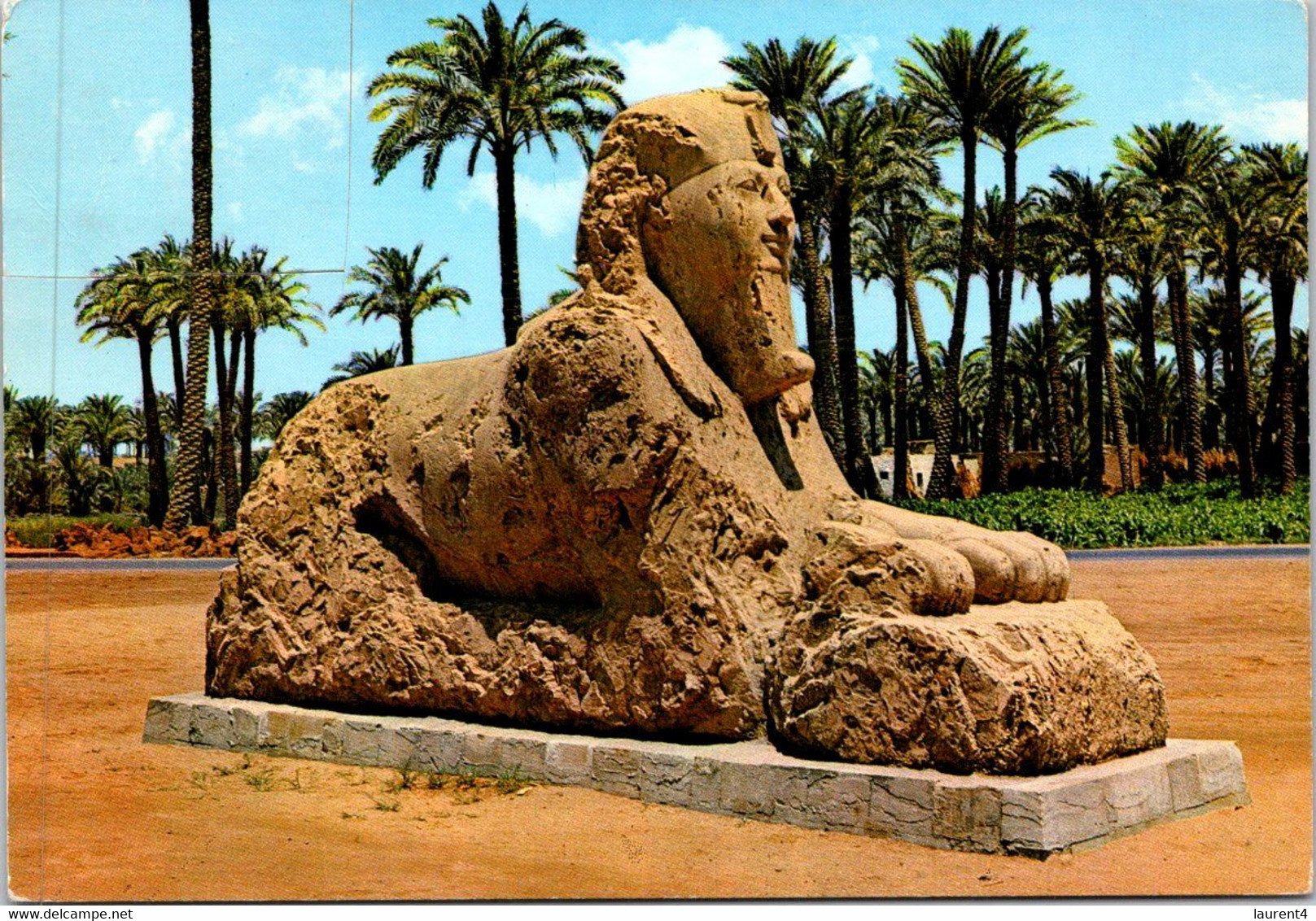 (2 L 56) Egypt (posted) Menphis Alabaster Sphinks - Sphynx