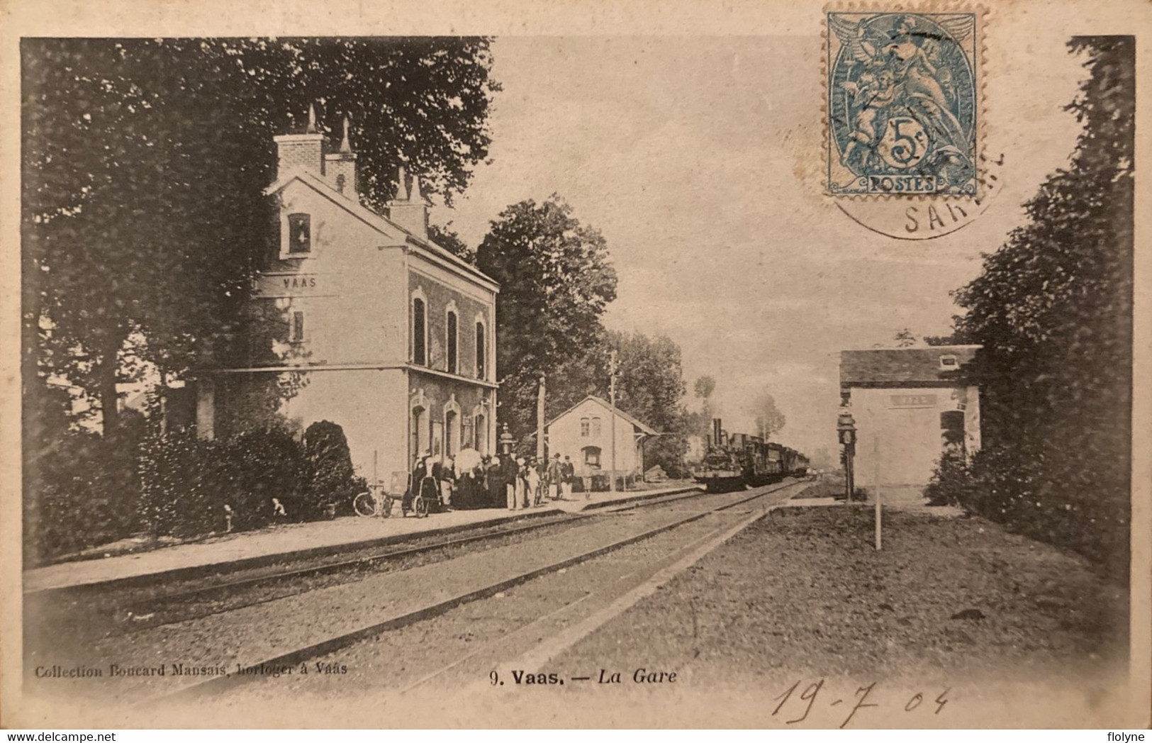 Vaas - La Gare Du Village Et L’arrivée Du Train - La Ligne Du Chemin De Fer - Other & Unclassified