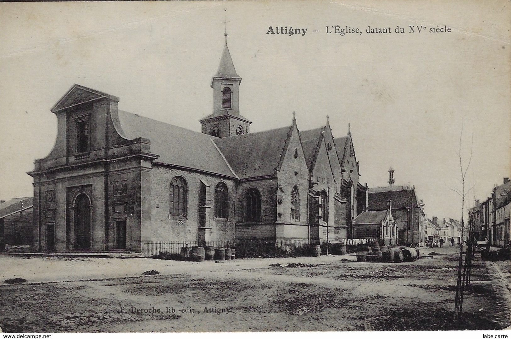 ARDENNES 08. ATTIGNY  L EGLISE DATANT DU XVè SIECLE - Attigny