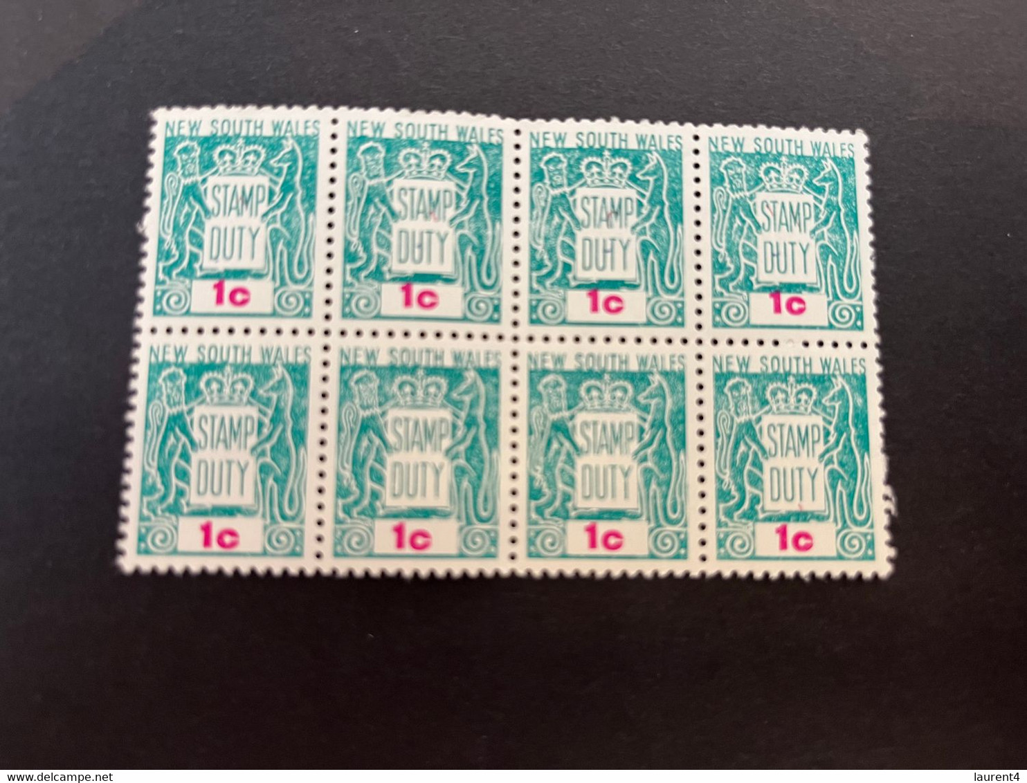 (stamp 19-10-2022) Mint - Australia - Stamp Duty (bloc Of 8) 1 Cent Green & 10 Cents Blue - Fiscaux
