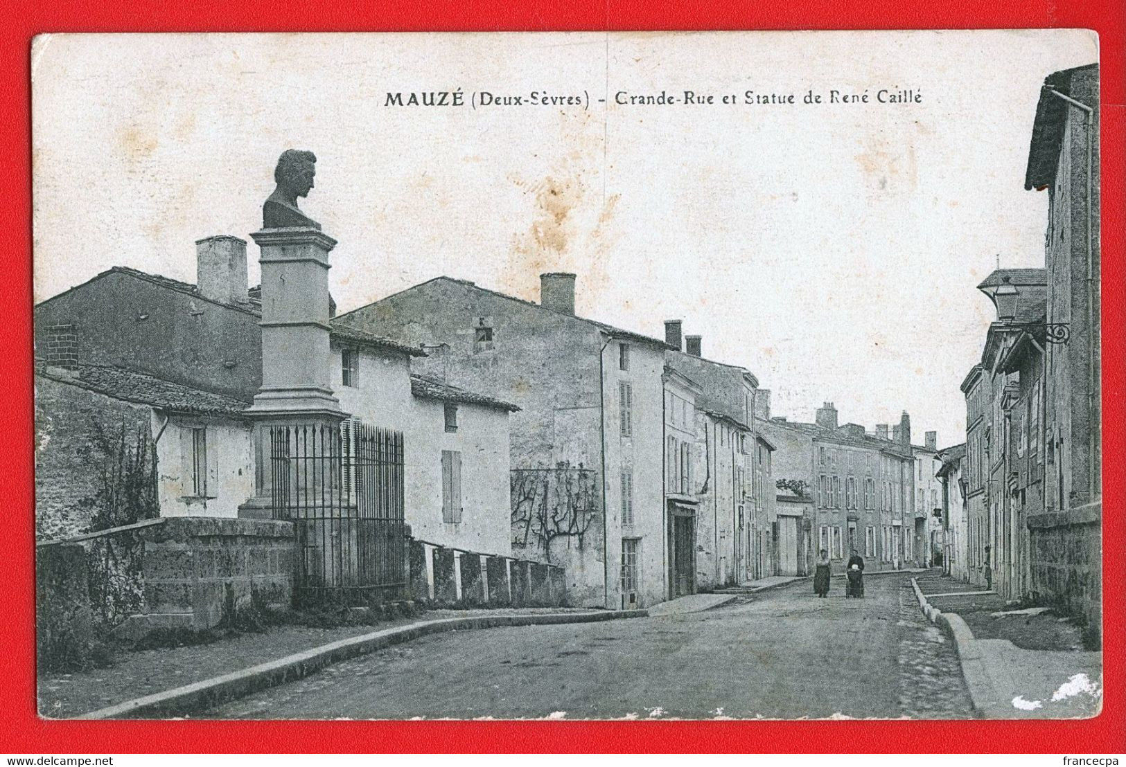 8768 - DEUX SEVRES -  MAUZE SUR LE MIGNON - Grande Rue Et Statue De René Caillé - Mauze Sur Le Mignon